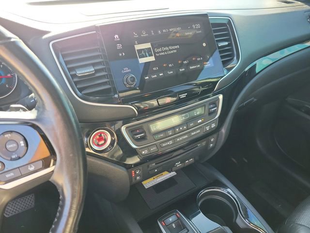 Used 2020 Honda Pilot Elite image 25