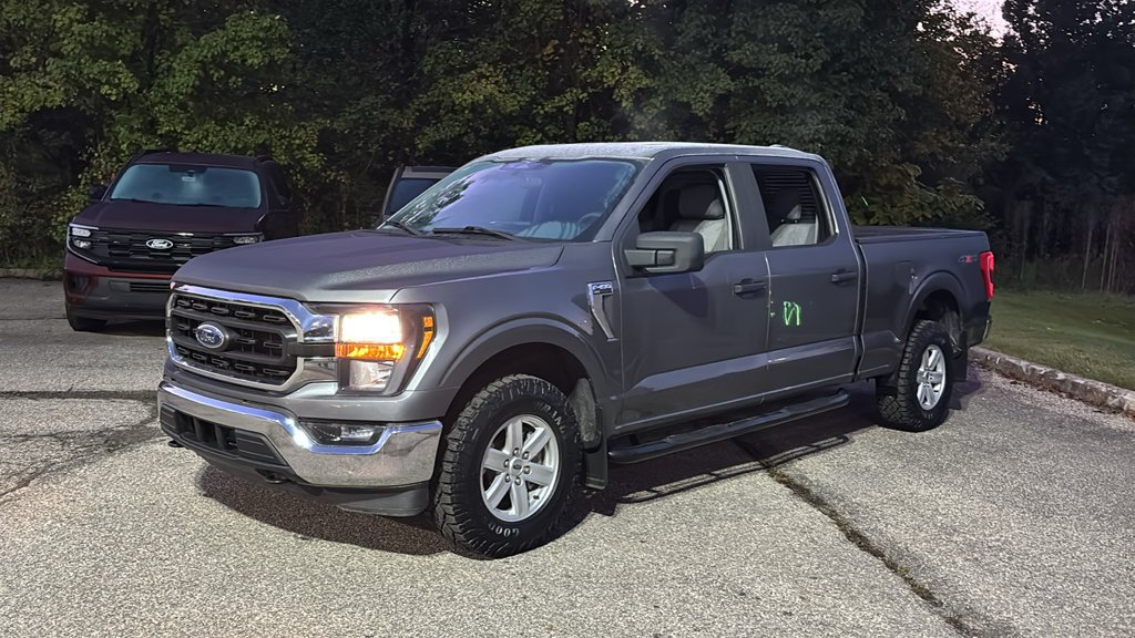 Used 2023 Ford F150 XLT w/ Trailer Tow Package AWD/4WD image 2