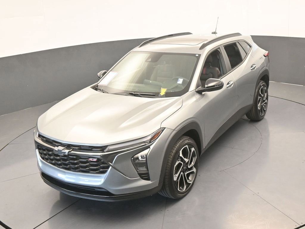 Used 2024 Chevrolet Trax RS w/ Sunroof Package image 49