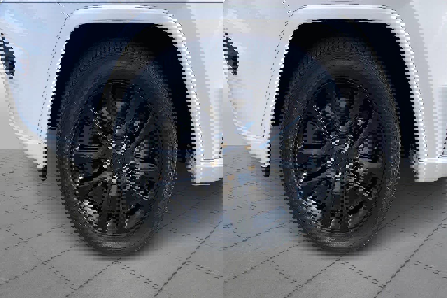 Used 2021 Jeep Grand Cherokee Laredo X image 9