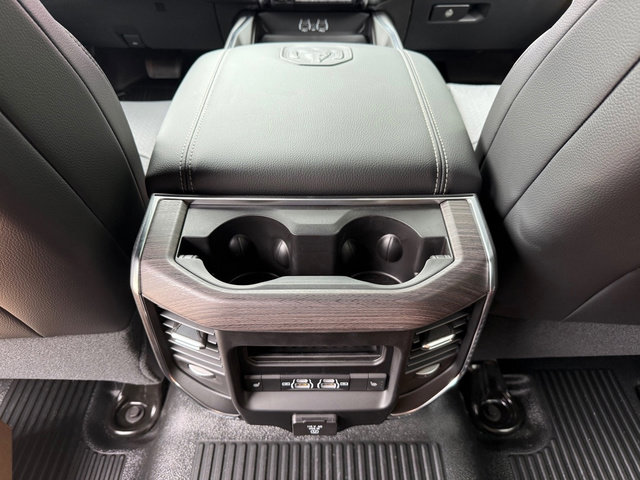 New 2026 RAM 4500 4x4 Crew Cab DRW image 19