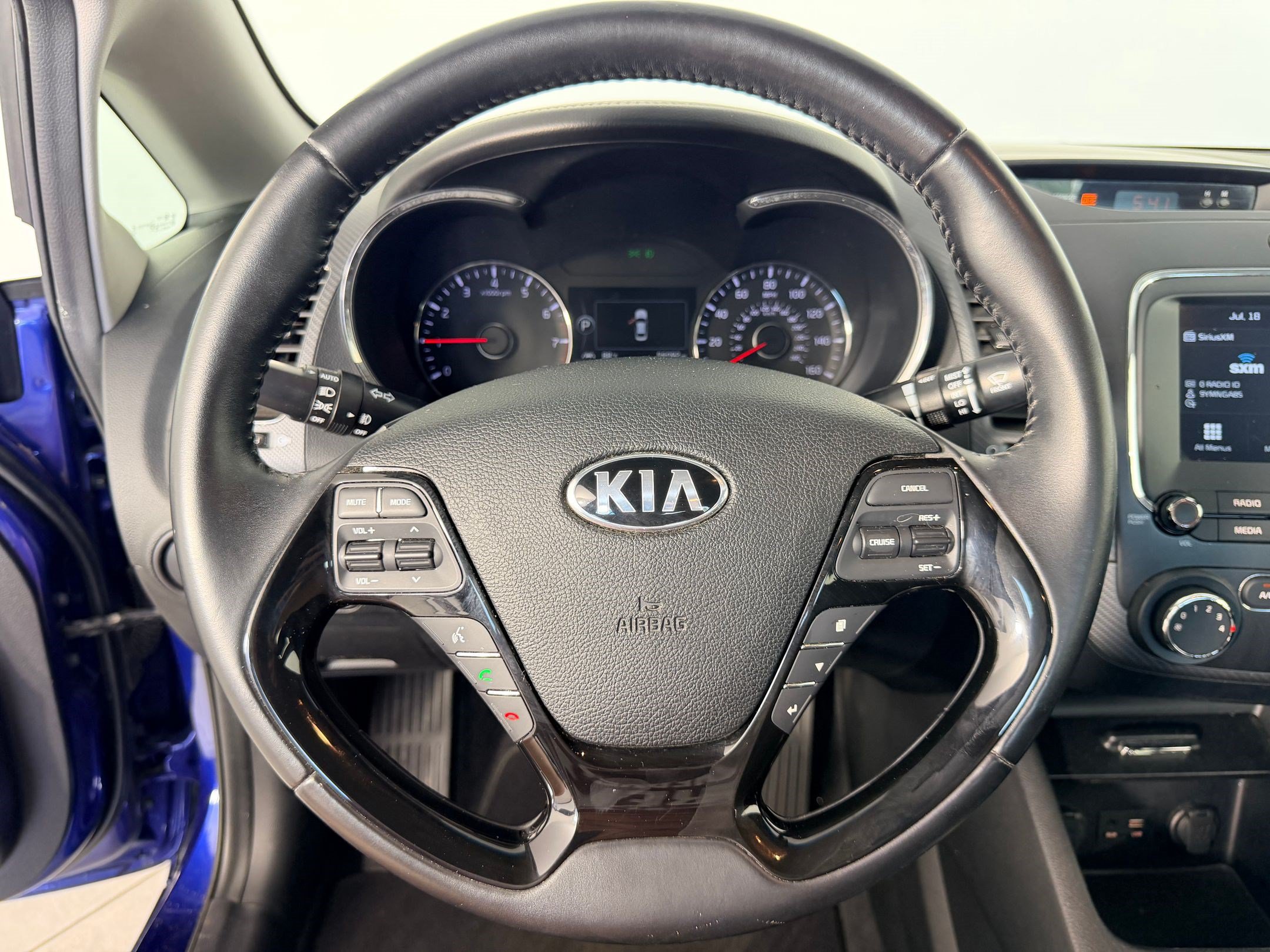 Used 2018 Kia Forte S w/ S Technology Plus Package FWD image 11