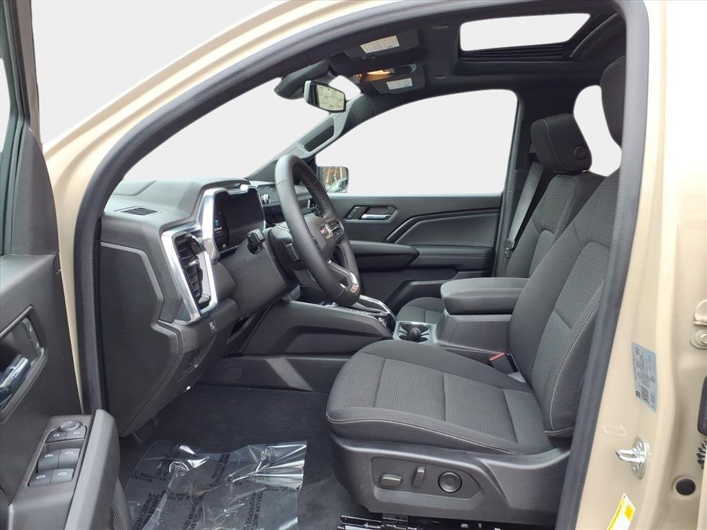 Used 2024 GMC Canyon Elevation w/ Convenience Package image 9