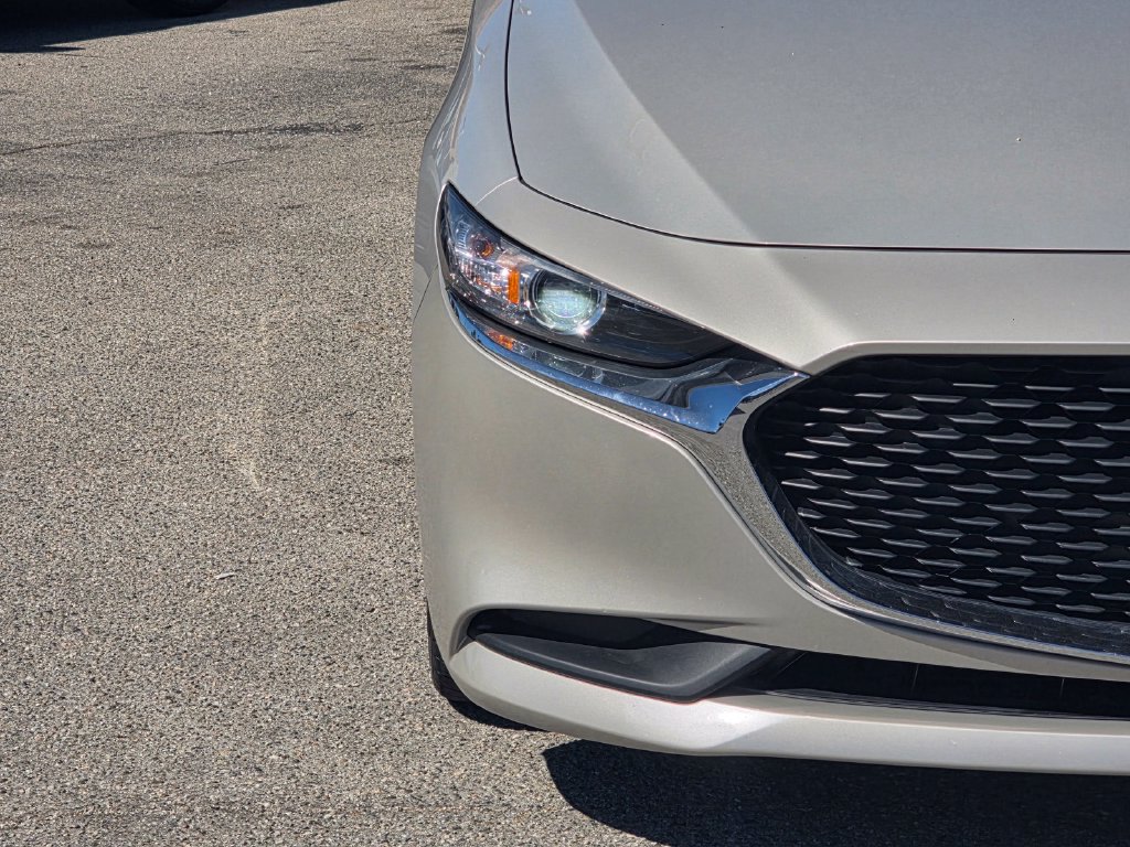 Used 2024 MAZDA MAZDA3 s FWD image 3