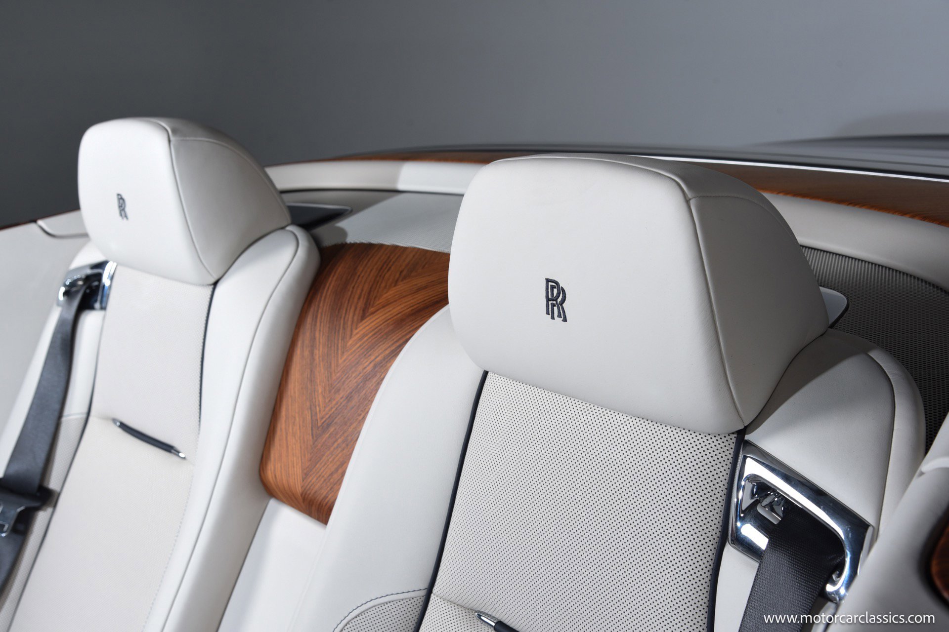 Used 2016 Rolls-Royce Dawn image 38