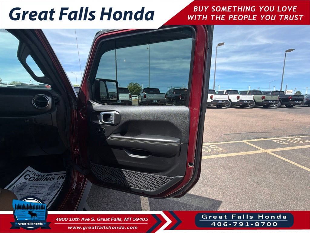 Used 2021 Jeep Gladiator Rubicon AWD/4WD image 28