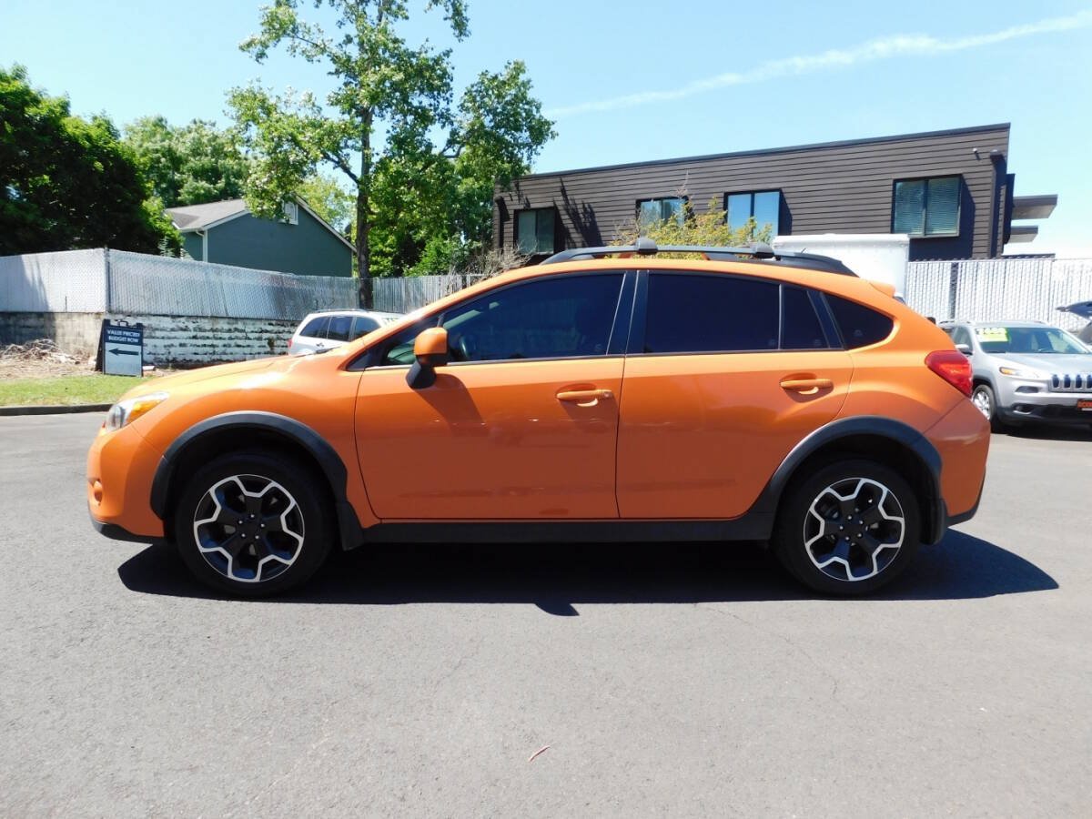 Used 2014 Subaru Crosstrek 2.0i Premium w/ Moonroof Package AWD/4WD image 22