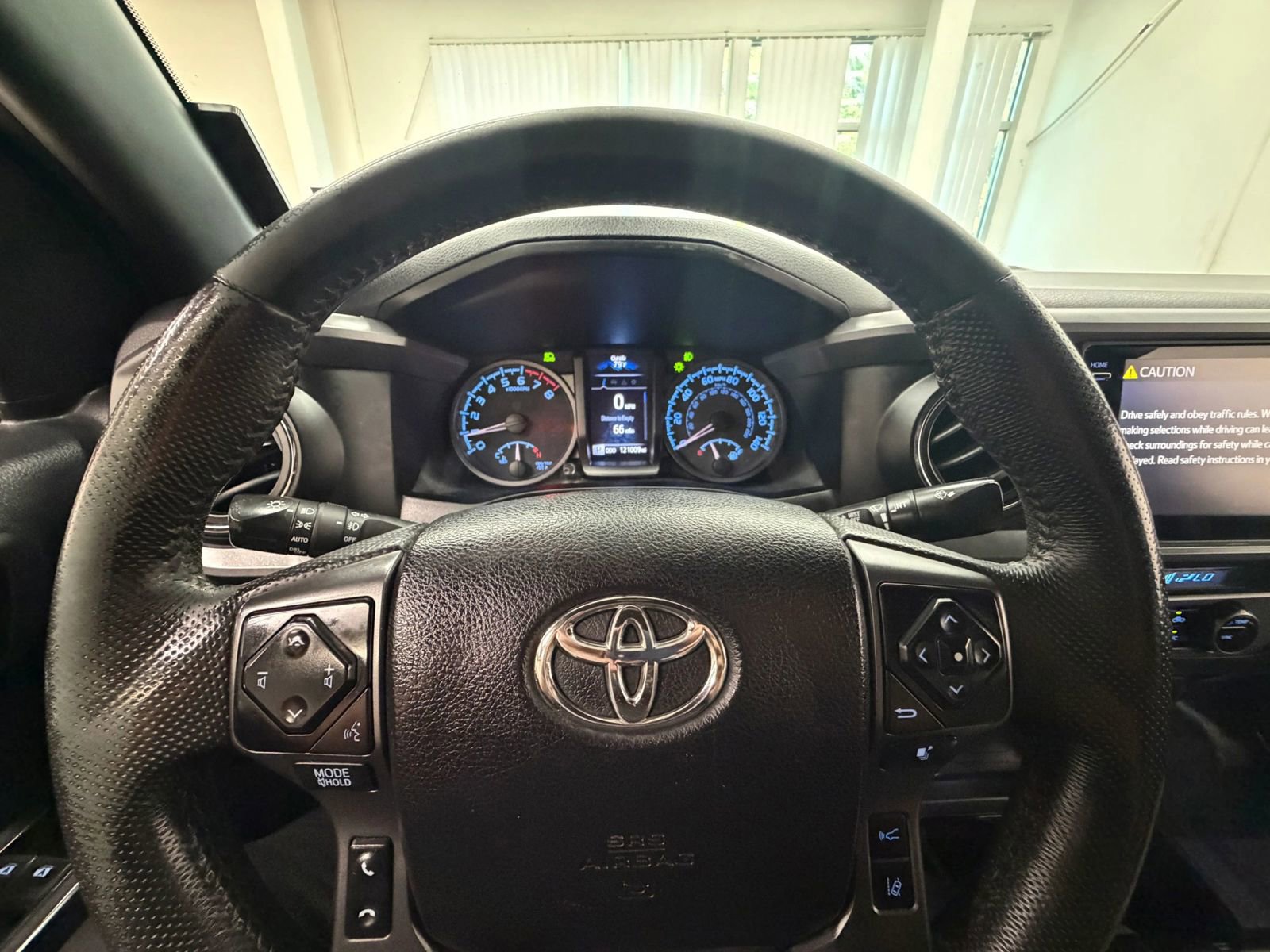 Used 2021 Toyota Tacoma TRD Sport w/ Technology Package AWD/4WD image 25