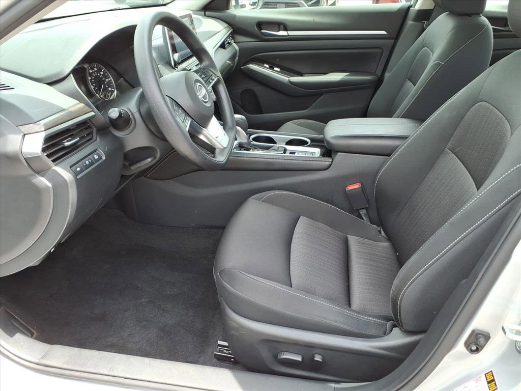 Certified 2023 Nissan Altima 2.5 SV AWD/4WD image 8