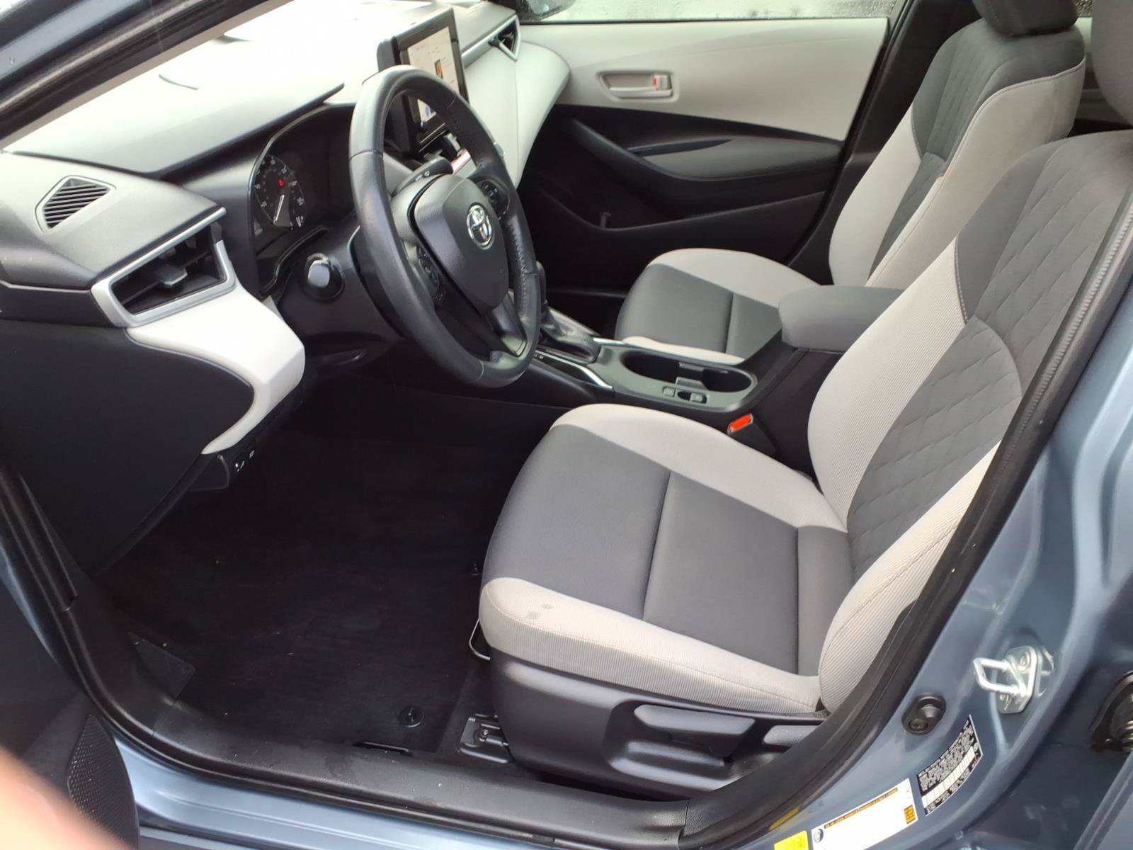 Used 2024 Toyota Corolla LE w/ LE Premium Package FWD image 15