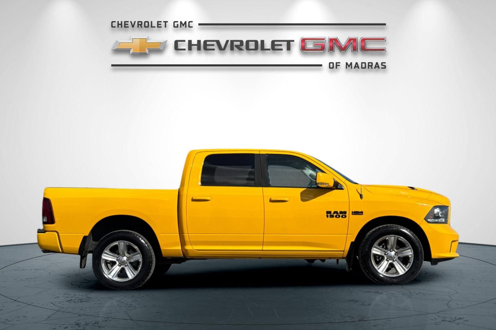 Used 2016 RAM 1500 Sport w/ Stinger Yellow Sport Package AWD/4WD image 2