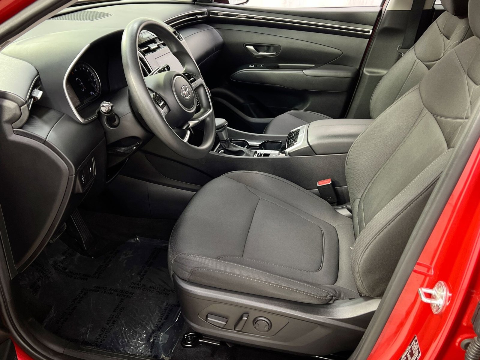 Used 2022 Hyundai Tucson SEL image 2