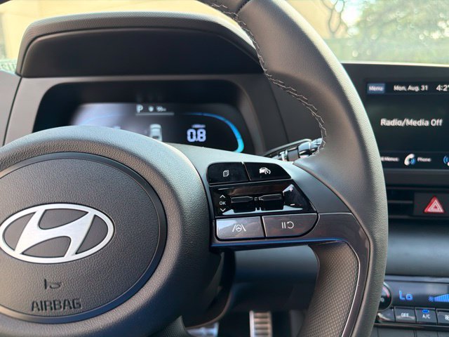 New 2026 Hyundai Elantra SEL Sport FWD image 21