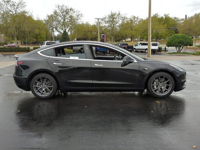 Used 2018 Tesla Model 3 Long Range image 4