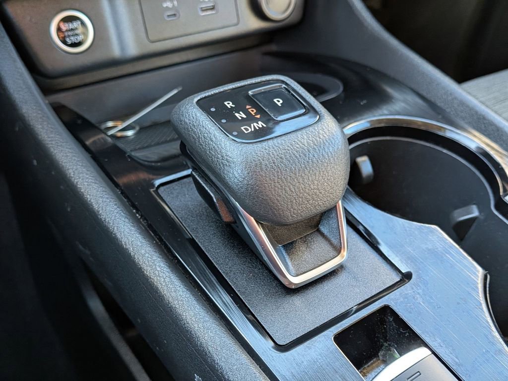 Used 2022 Nissan Rogue S image 15