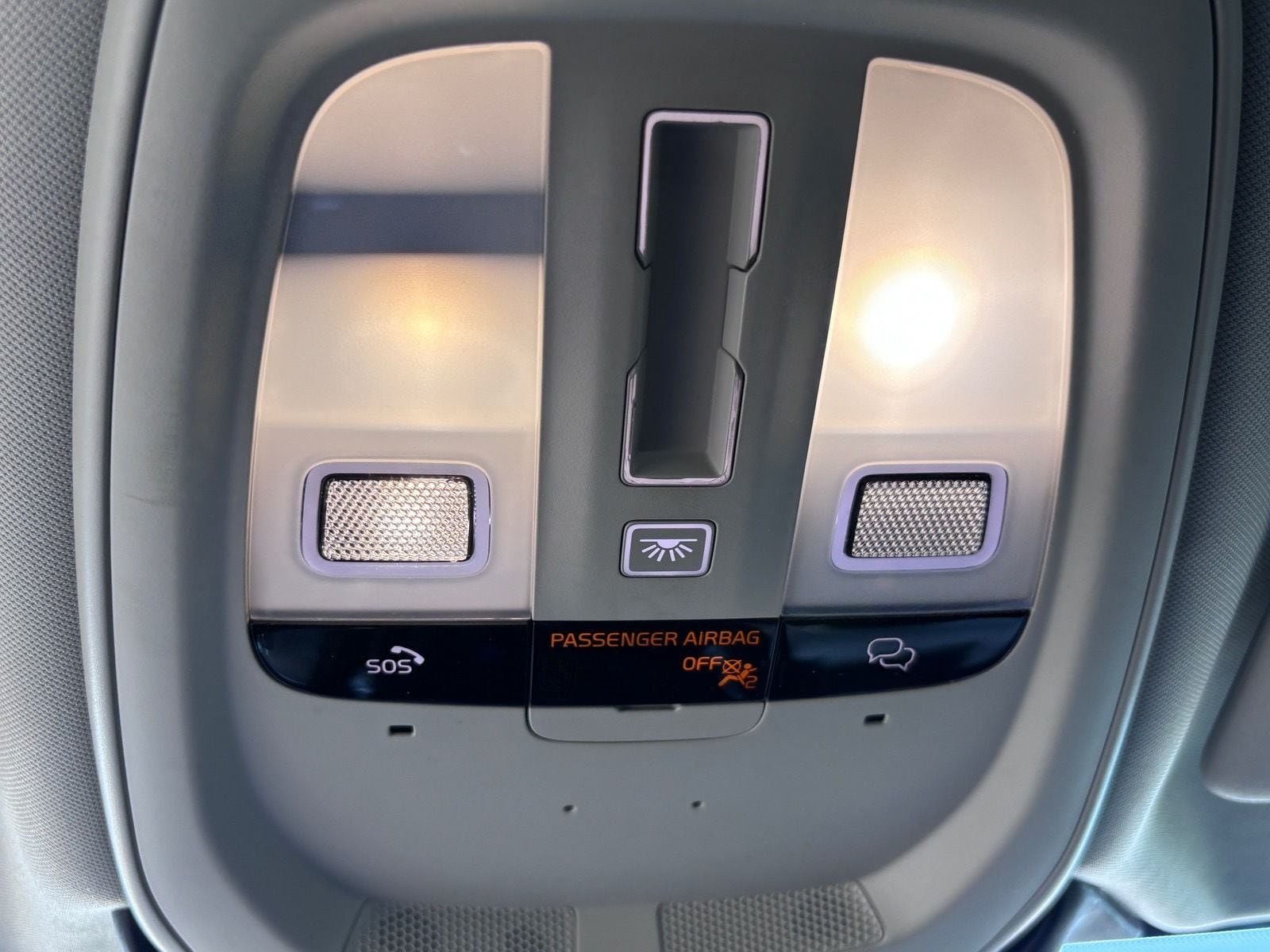 Used 2024 Volvo S60 B5 Core FWD image 37
