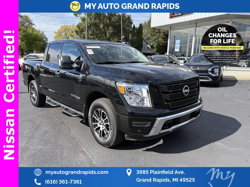 Used 2024 Nissan Titan SV w/ SV Convenience Package