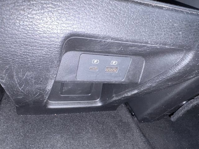 Used 2024 Mitsubishi Outlander SE FWD image 11