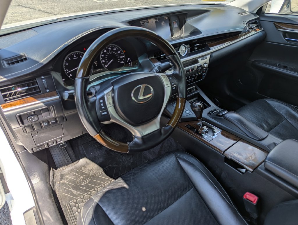 Used 2015 Lexus ES 350 FWD image 13