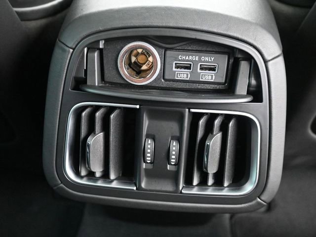 Used 2023 Maserati Levante GT image 15