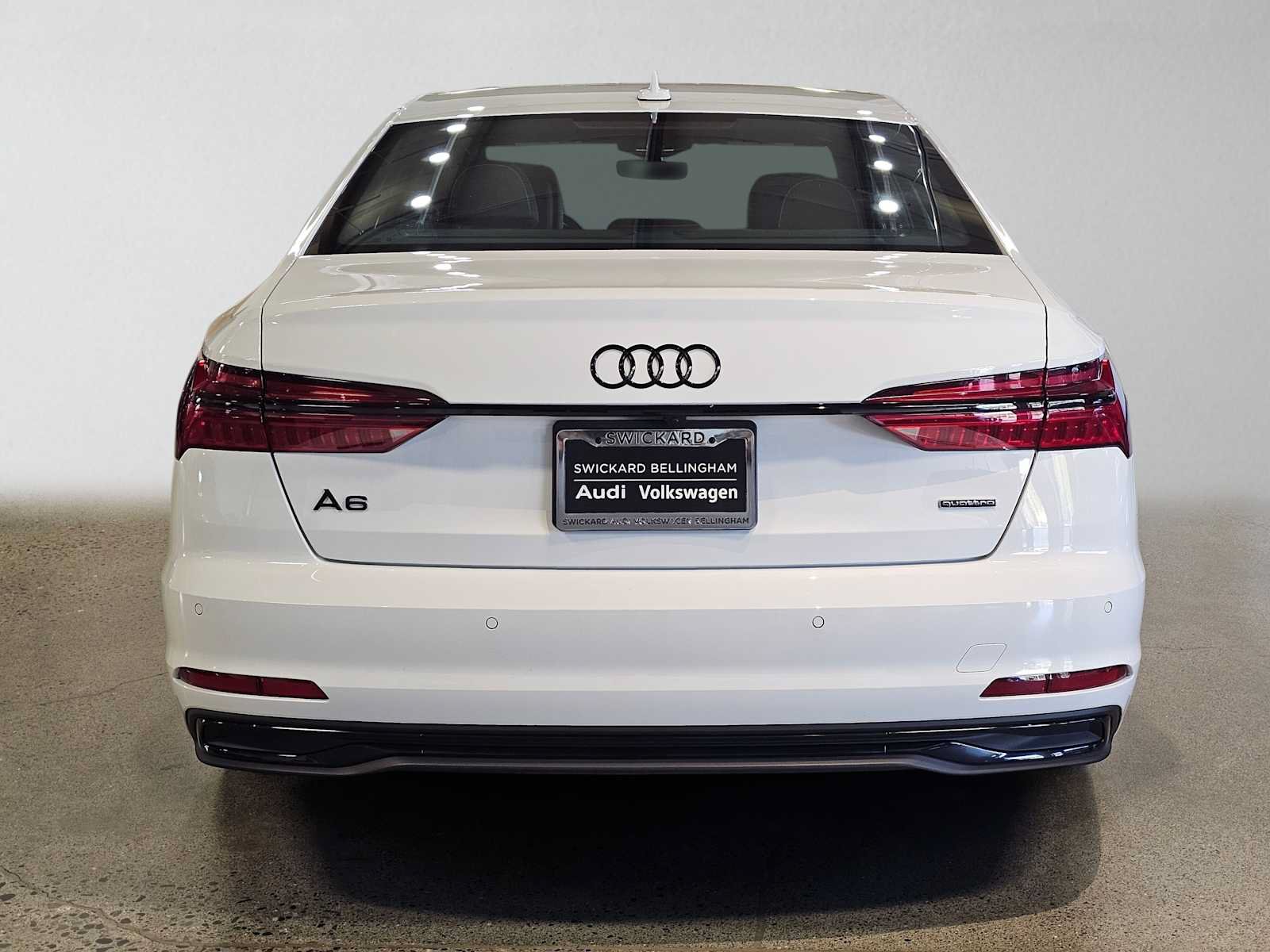 Used 2025 Audi A6 Premium Plus w/ Premium Plus Package AWD/4WD image 4