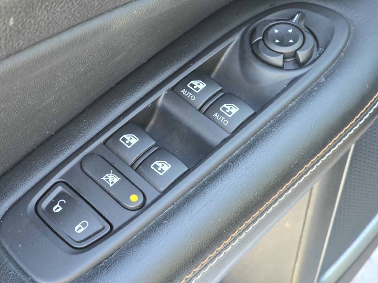 Used 2020 Jeep Compass Latitude image 24