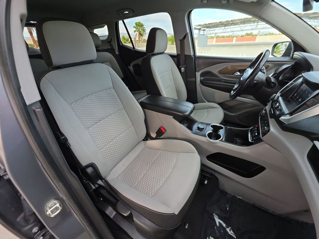Used 2021 GMC Terrain SLE image 29