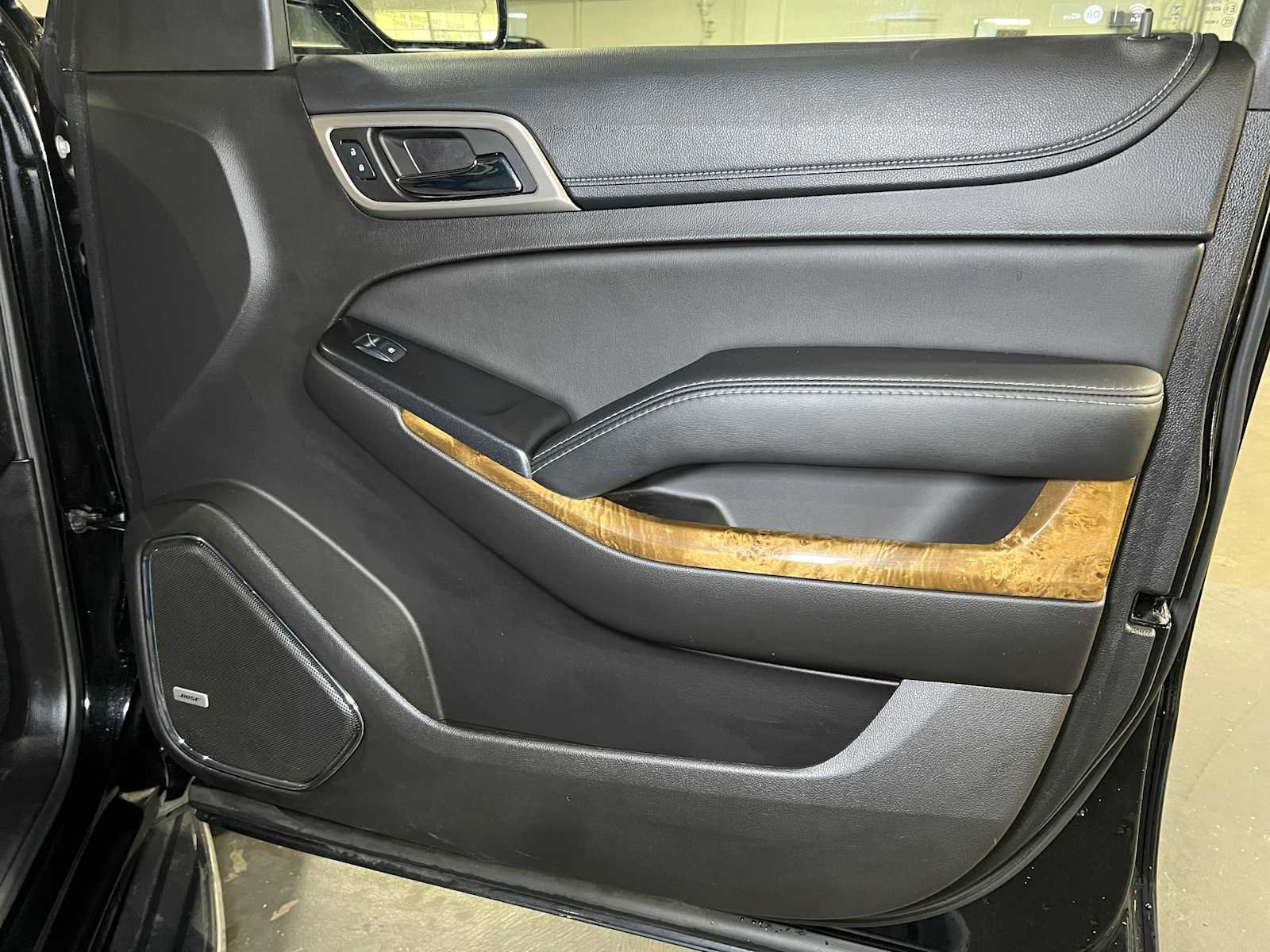 Used 2017 GMC Yukon Denali image 10