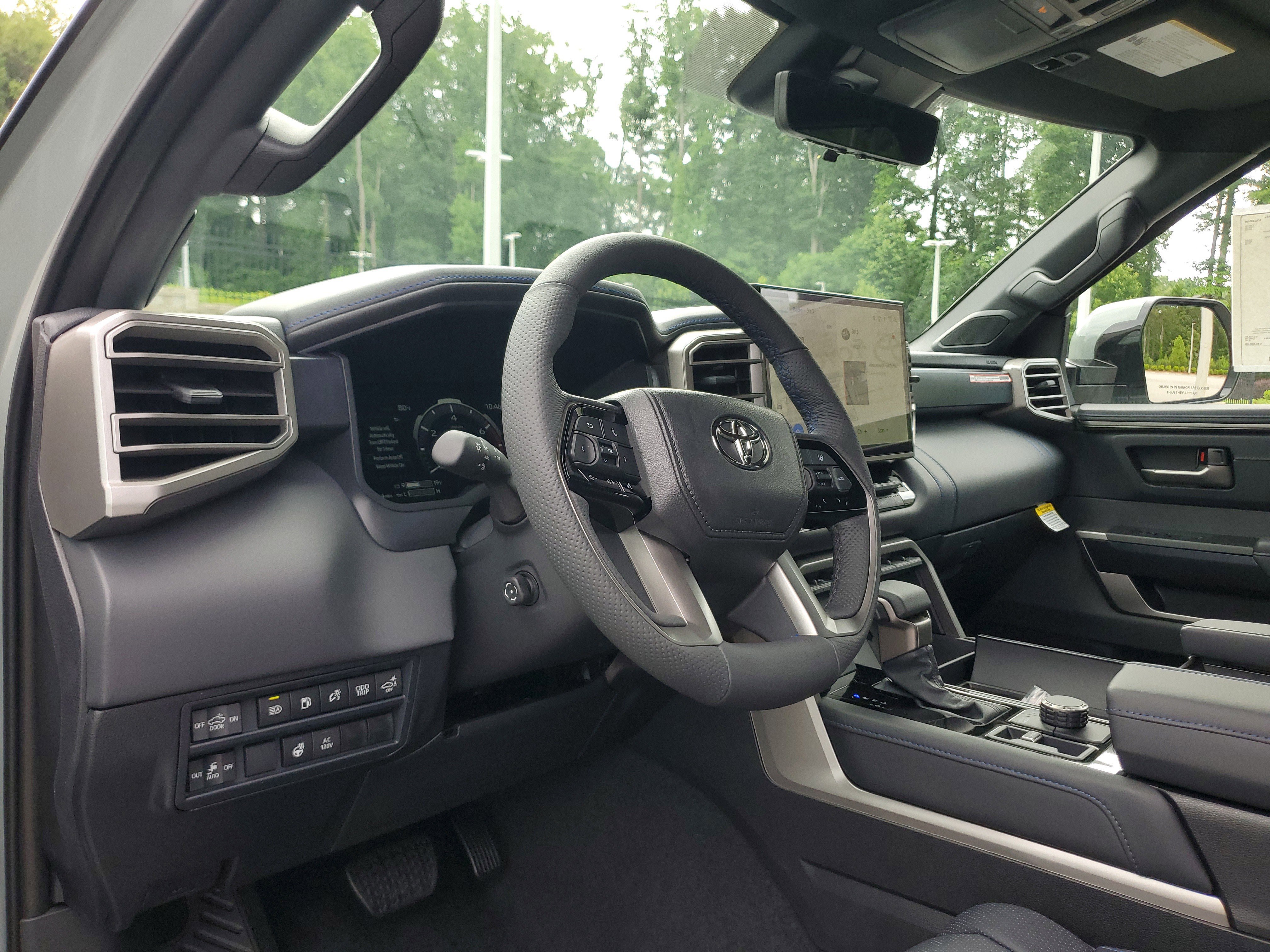 New 2026 Toyota Tundra Platinum AWD/4WD image 17