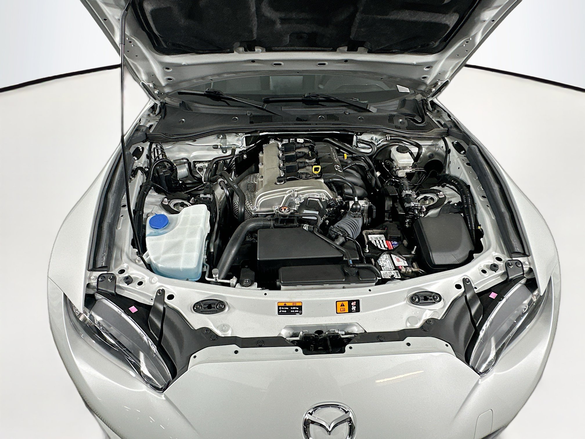 Used 2019 MAZDA MX-5 Miata Sport w/ I-ACTIVSENSE Sport Package RWD image 28