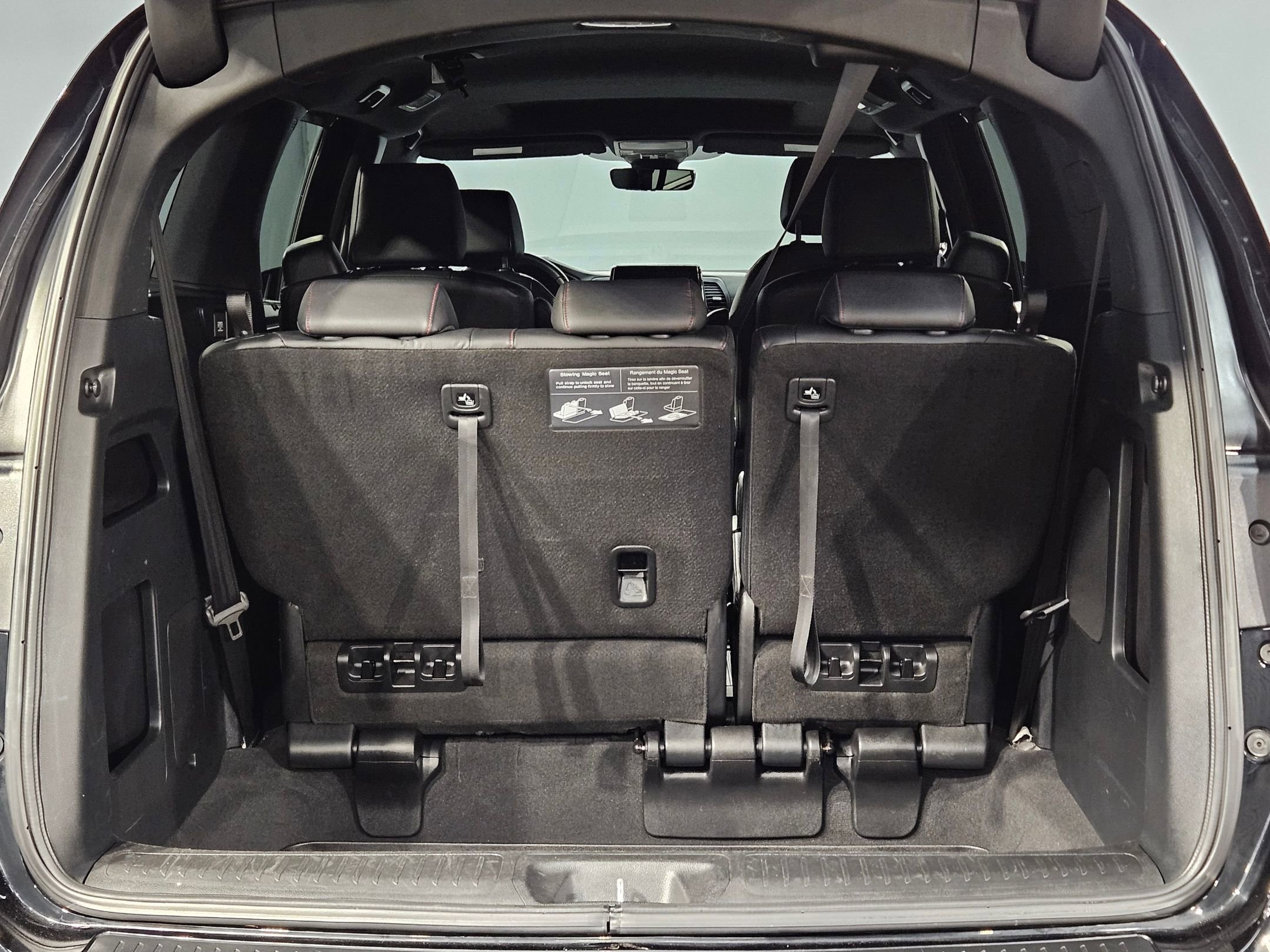 Used 2023 Honda Odyssey Sport image 18