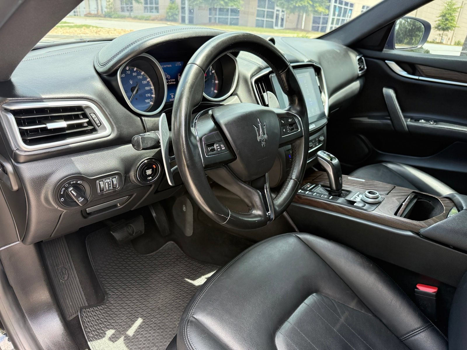 Used 2019 Maserati Ghibli RWD image 22