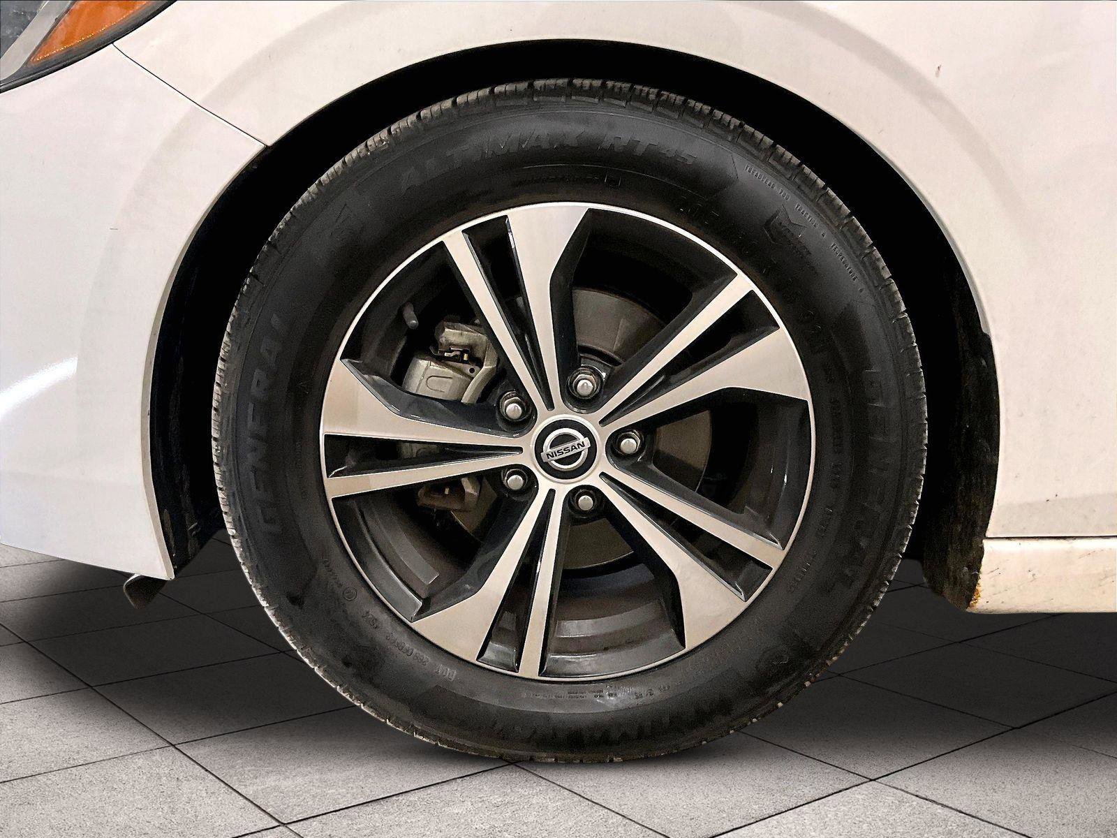 Used 2021 Nissan Sentra SV FWD image 9