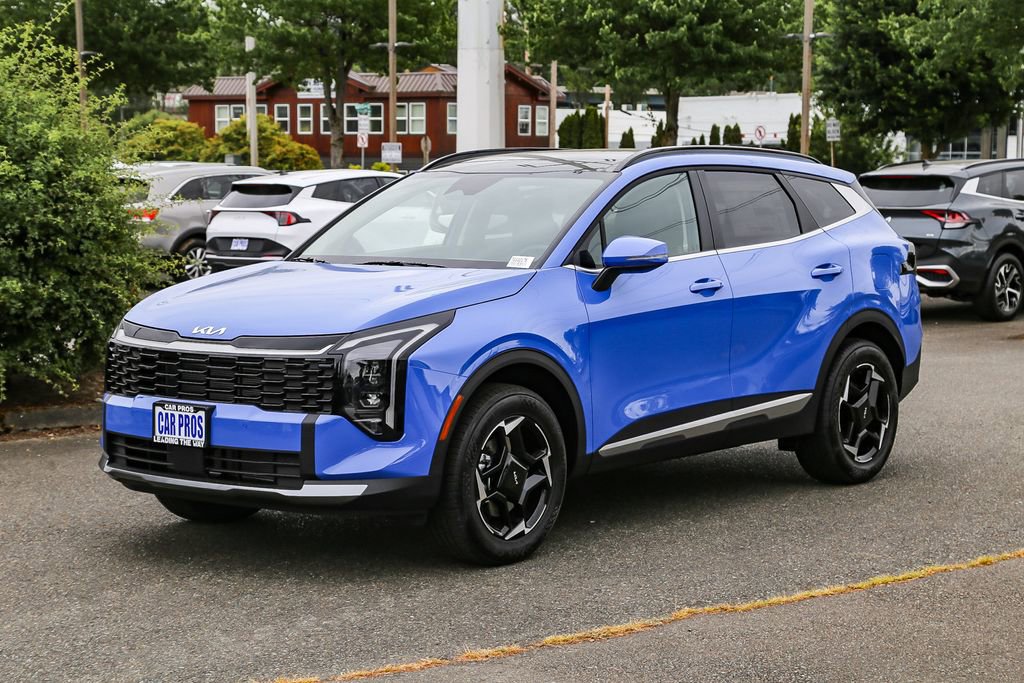Certified 2026 Kia Sportage EX w/ EX Panorama Roof Package AWD/4WD image 4