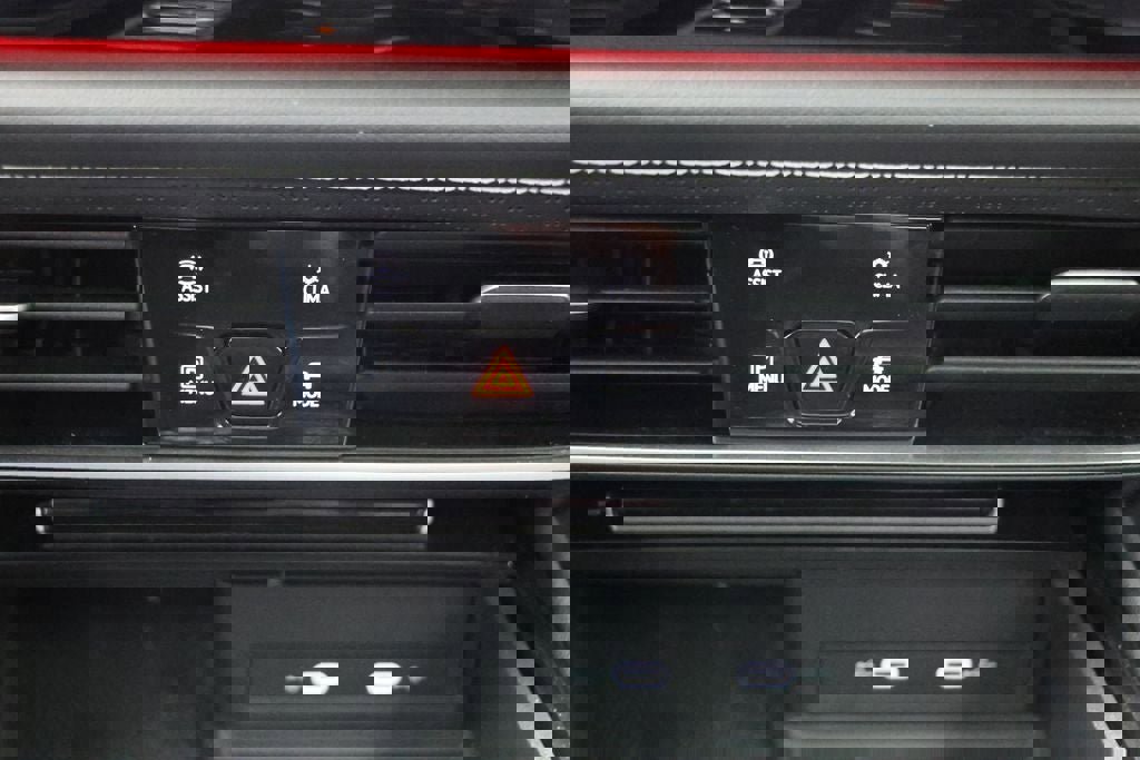 Used 2024 Volkswagen Atlas Cross Sport SEL R-Line image 26