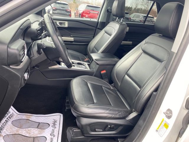 Used 2023 Ford Explorer XLT image 17