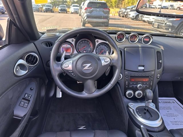Used 2010 Nissan 370Z Touring RWD image 21