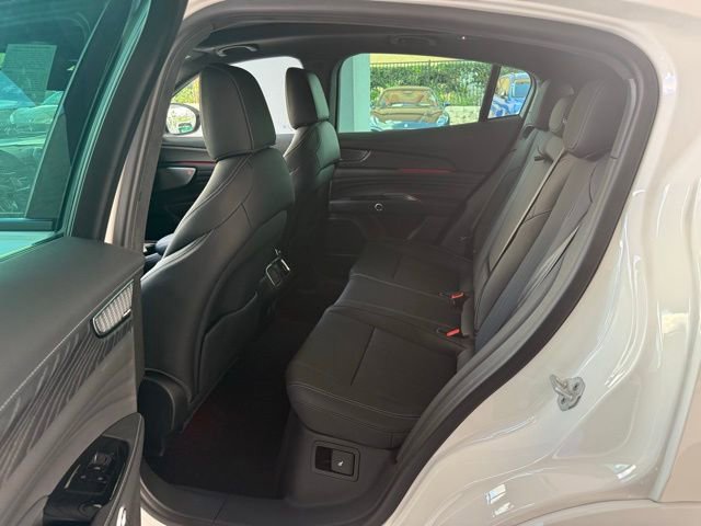 New 2025 Maserati Grecale Modena image 10