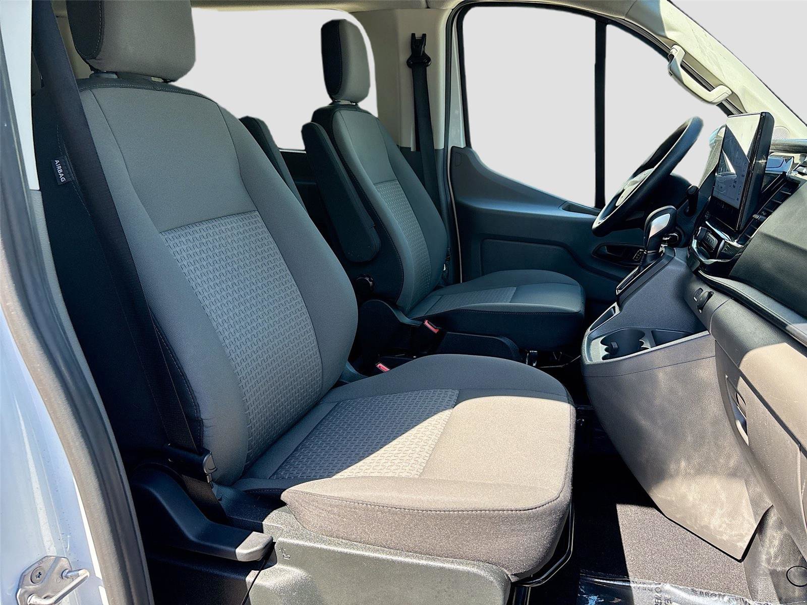 Used 2024 Ford Transit 350 XLT RWD image 30