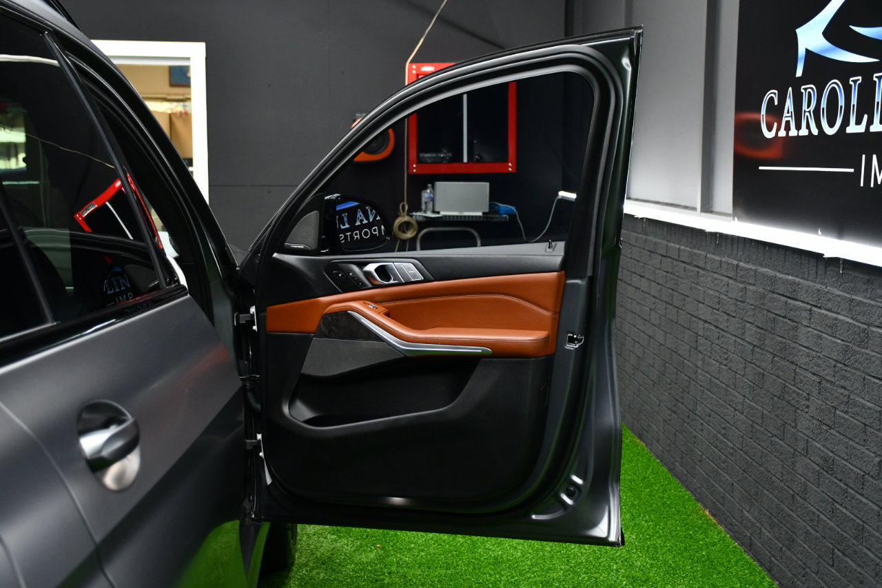 Used 2022 BMW X7 M50i w/ Executive Package image 47