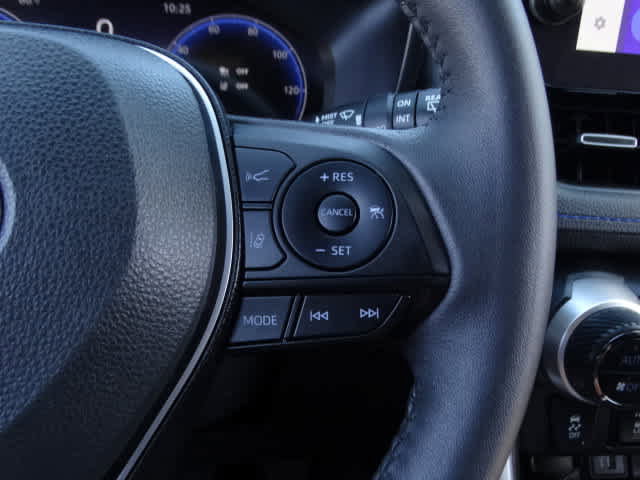 Used 2023 Toyota RAV4 XSE AWD/4WD image 37
