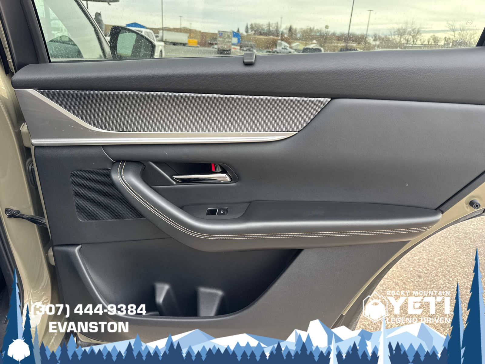 Used 2025 MAZDA CX-70 Plug-In Hybrid w/ Premium Plus image 17