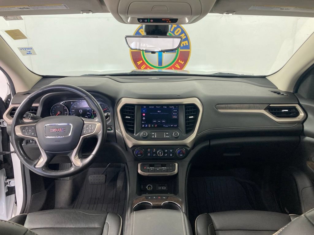 Used 2021 GMC Acadia Denali w/ Denali Ultimate Package AWD/4WD image 10