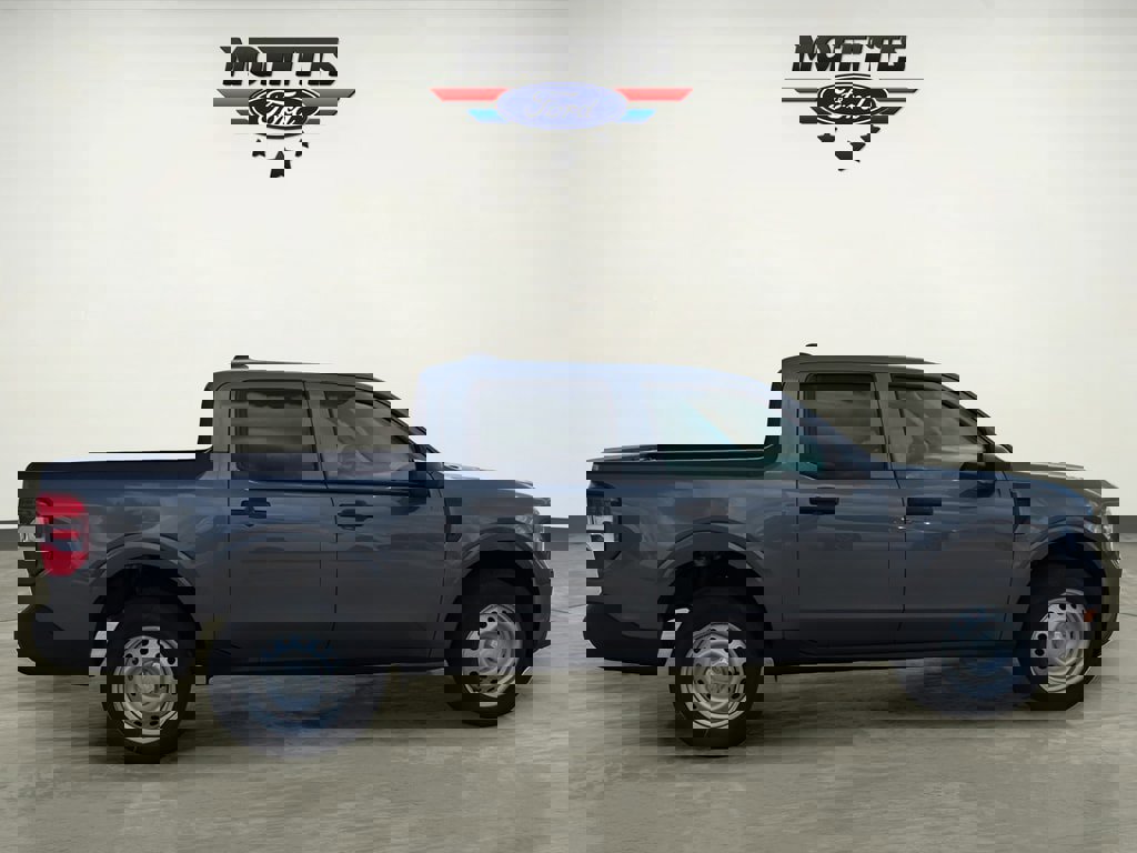 New 2025 Ford Maverick XL image 6