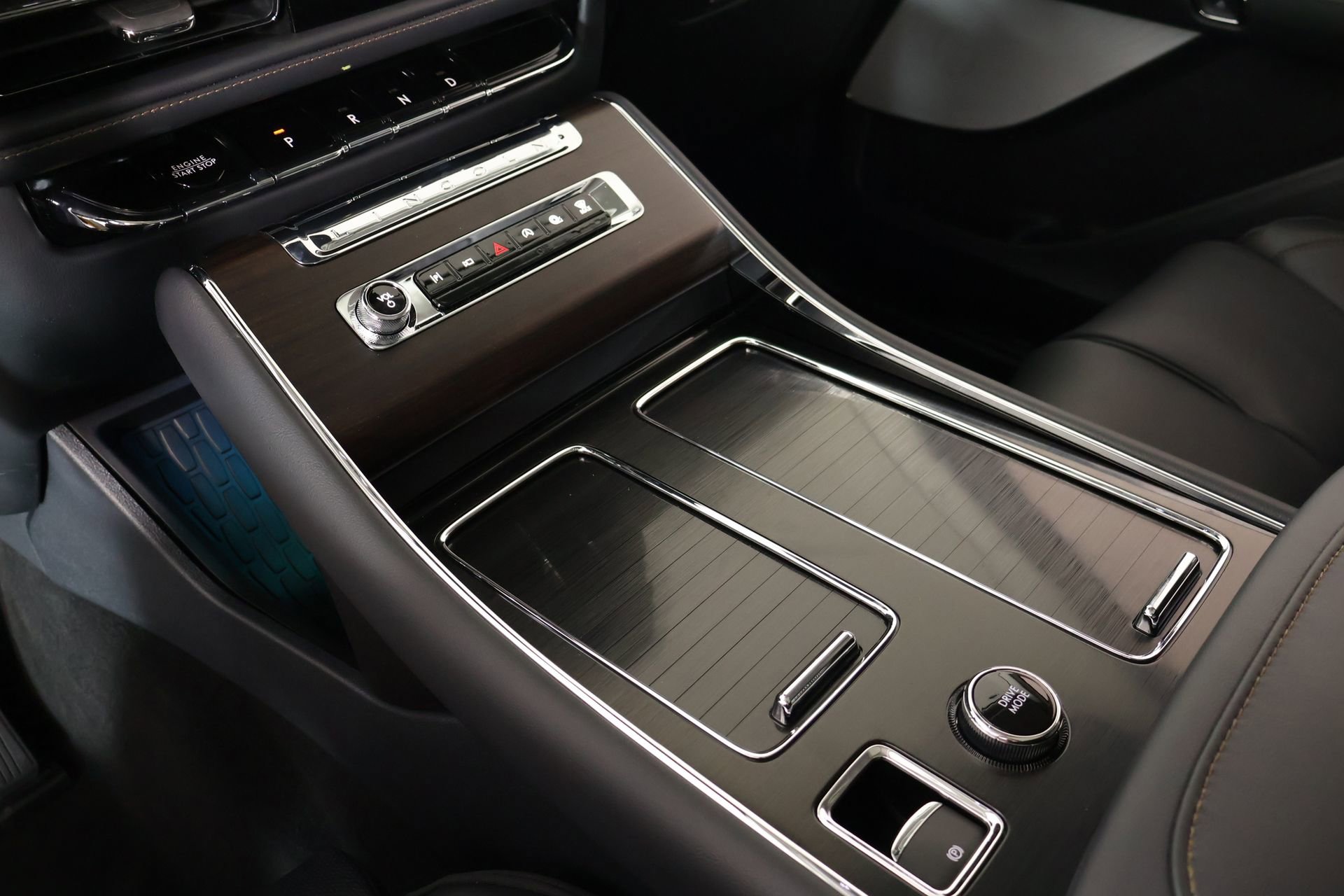 New 2026 Lincoln Aviator Reserve image 8
