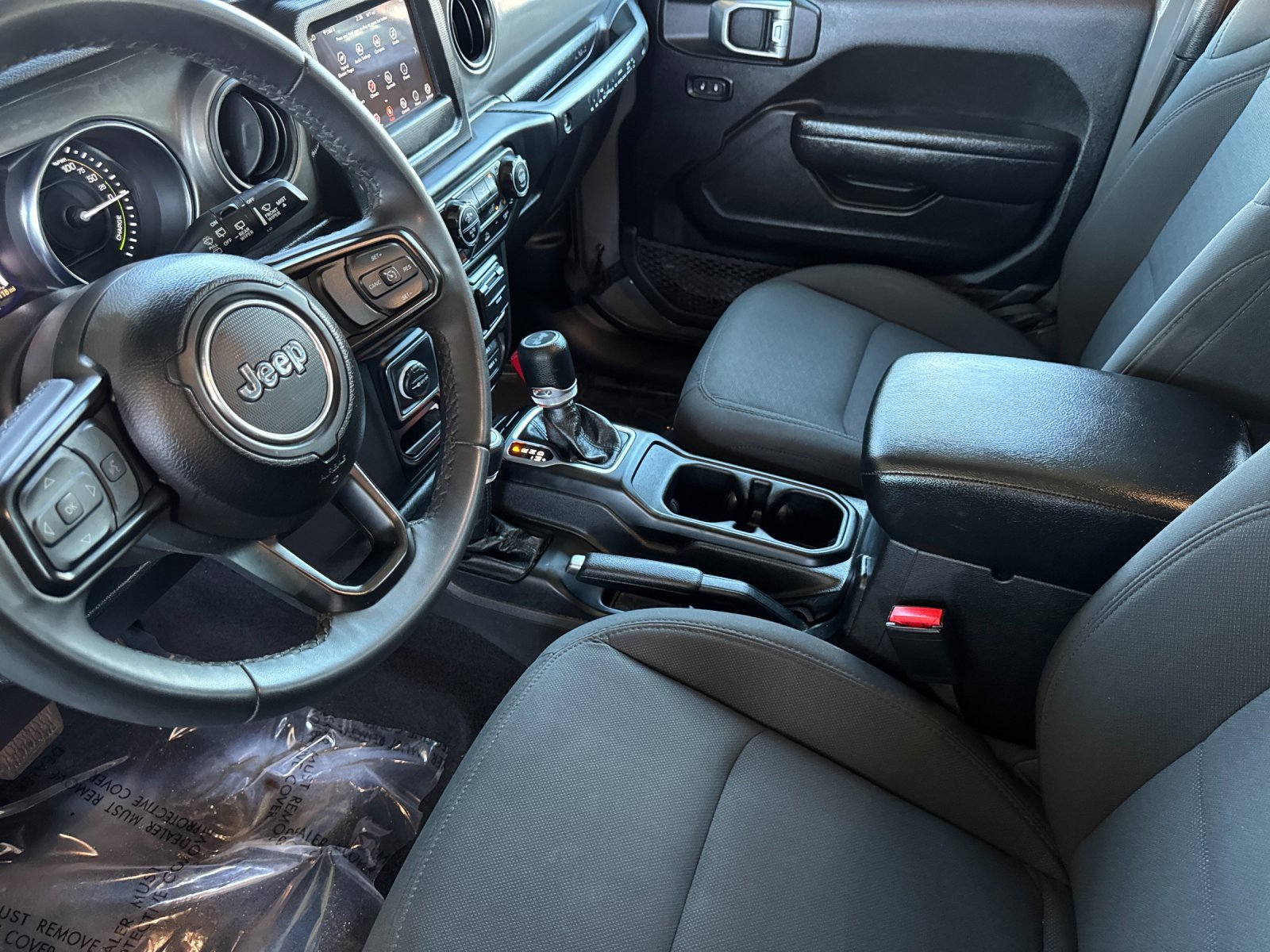 Used 2023 Jeep Wrangler Unlimited image 9