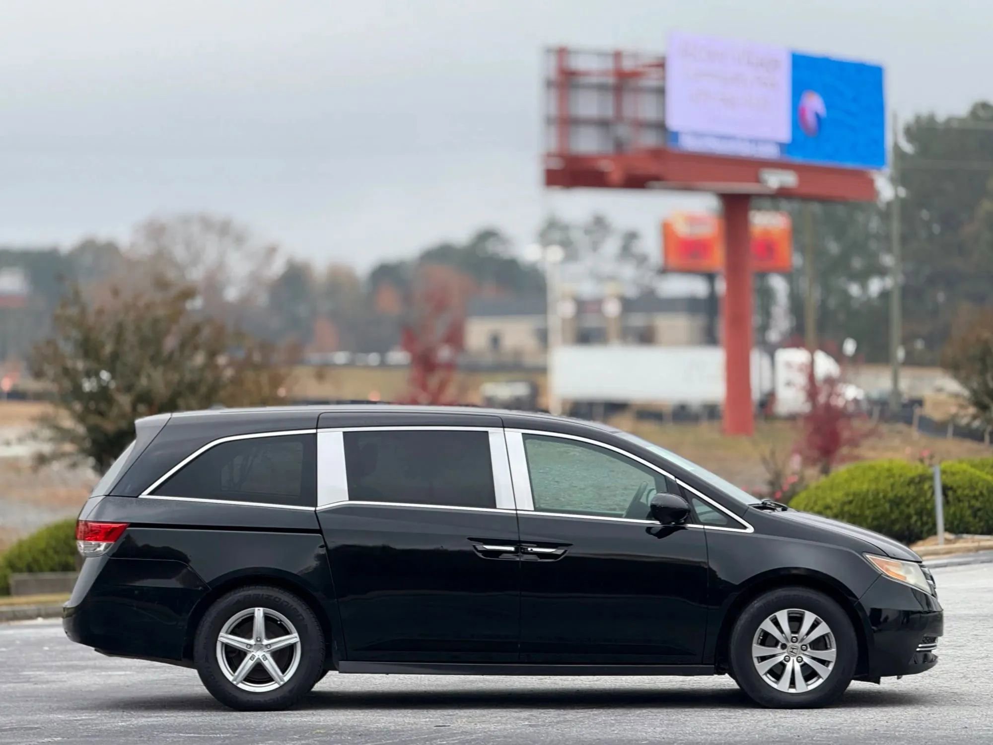 Used 2015 Honda Odyssey EX-L image 7