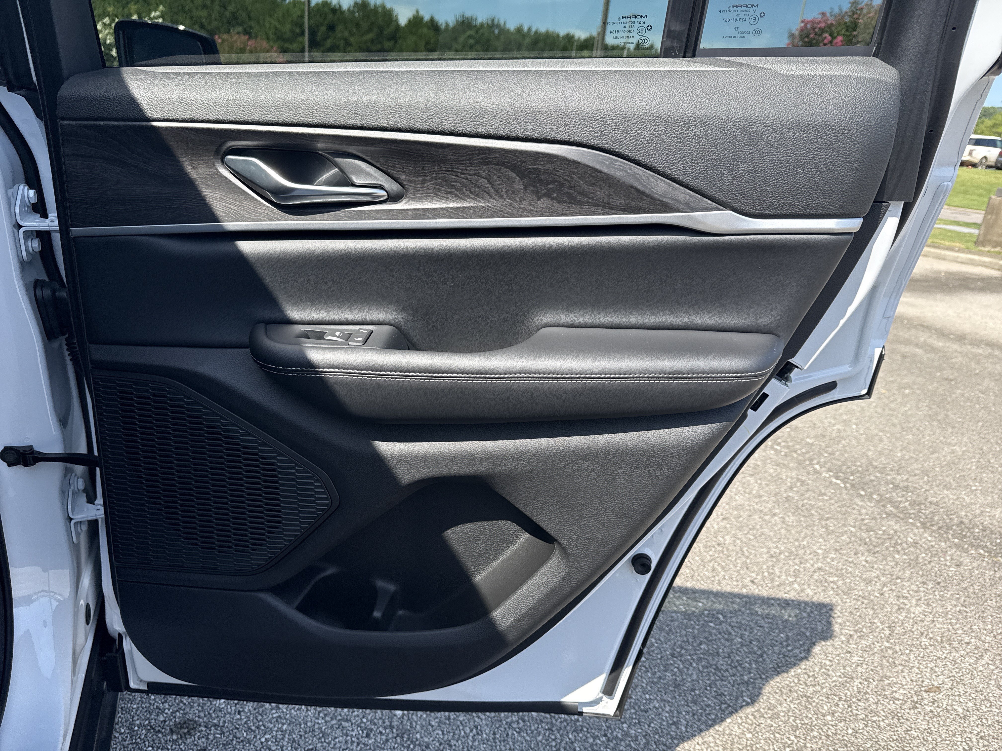 New 2026 Jeep Grand Cherokee Altitude RWD image 16