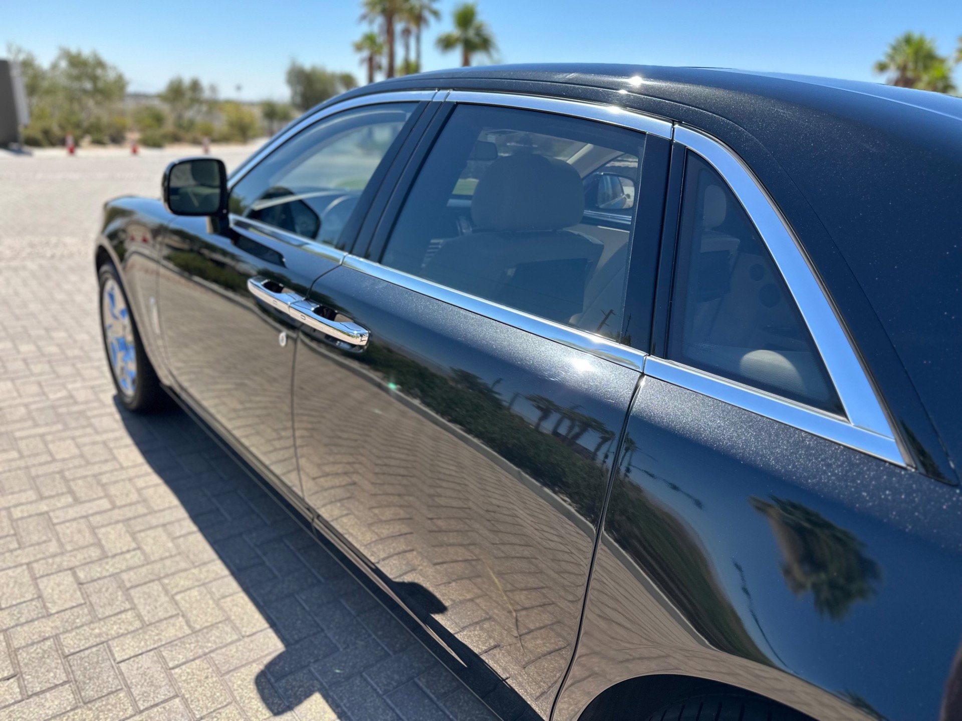 Used 2011 Rolls-Royce Ghost image 18