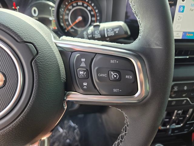New 2026 Jeep Wrangler Unlimited Sahara AWD/4WD image 31